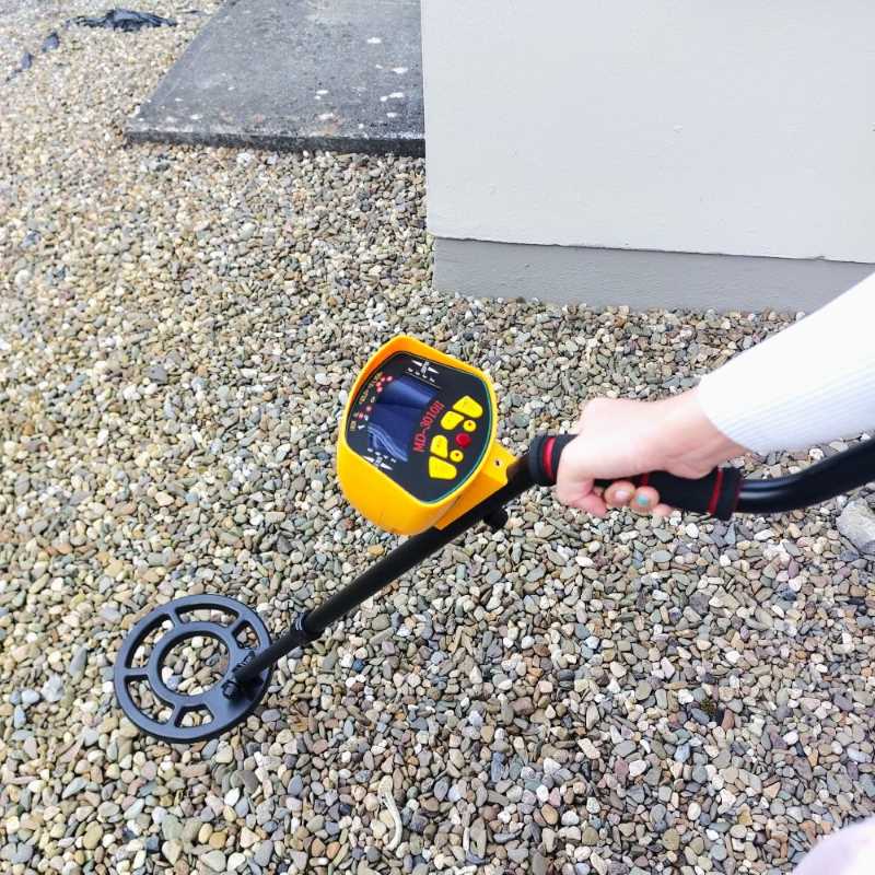 Demonstration of use of metal detector reduced filesize